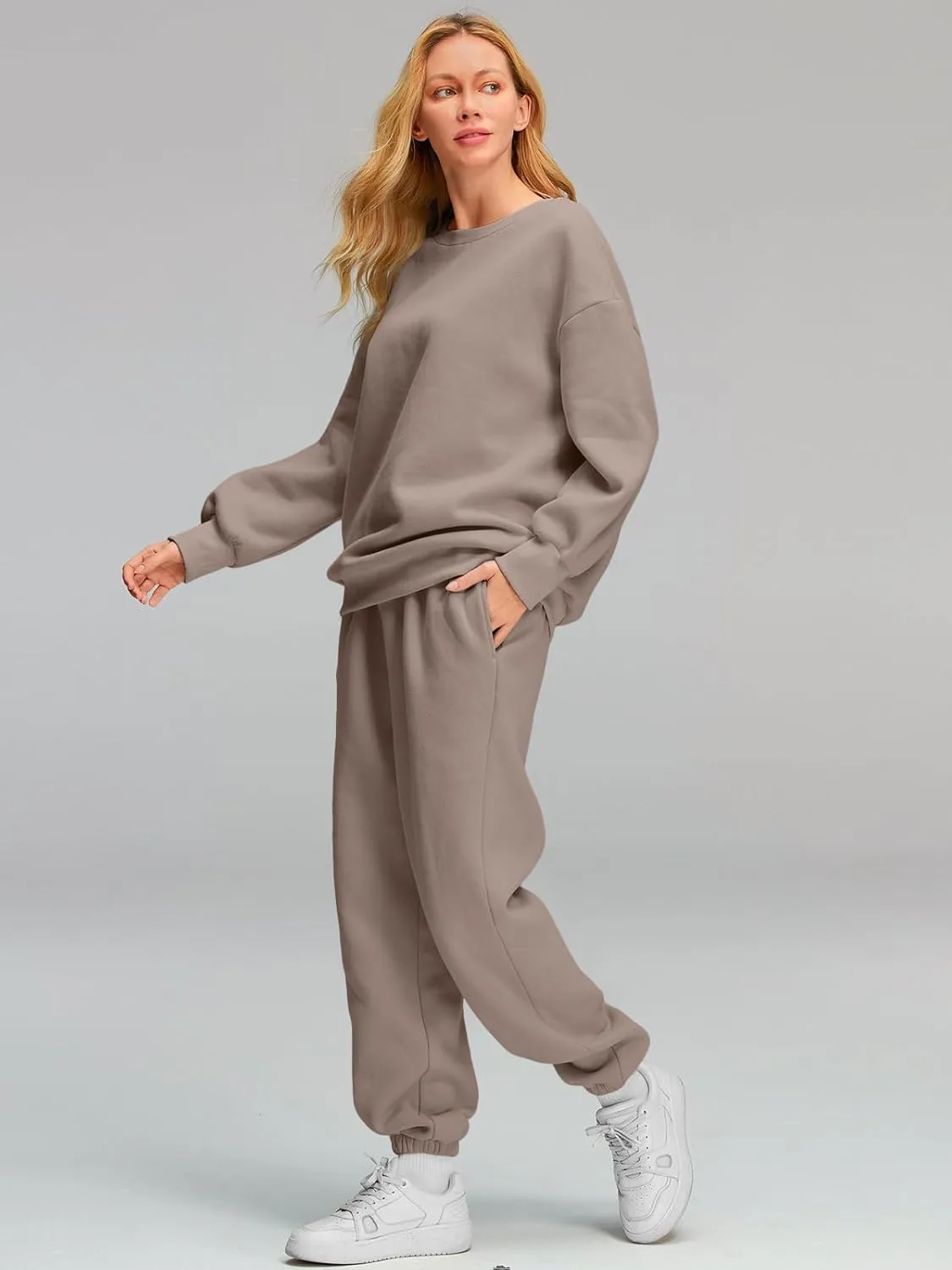 AUTOMET Womens 2 Piece Outfits Sweatsuit Oversized Sweatshirt Lounge Sets Baggy Sweatpants Fall Fashion with Pockets
