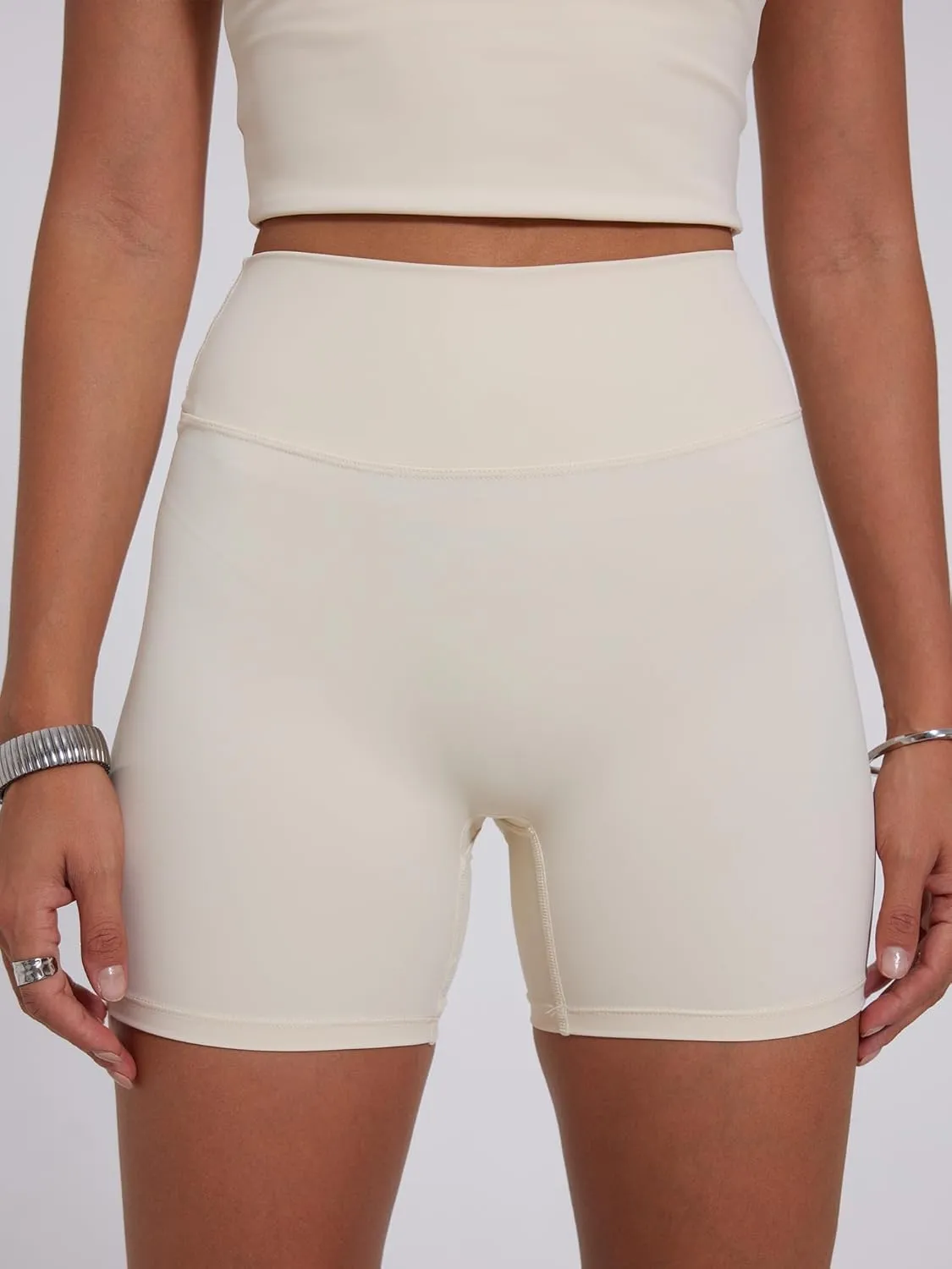Danysu Hidden Scrunch Shorts for Women 5" No Front Seam Biker Shorts Brazilian Butt Lift