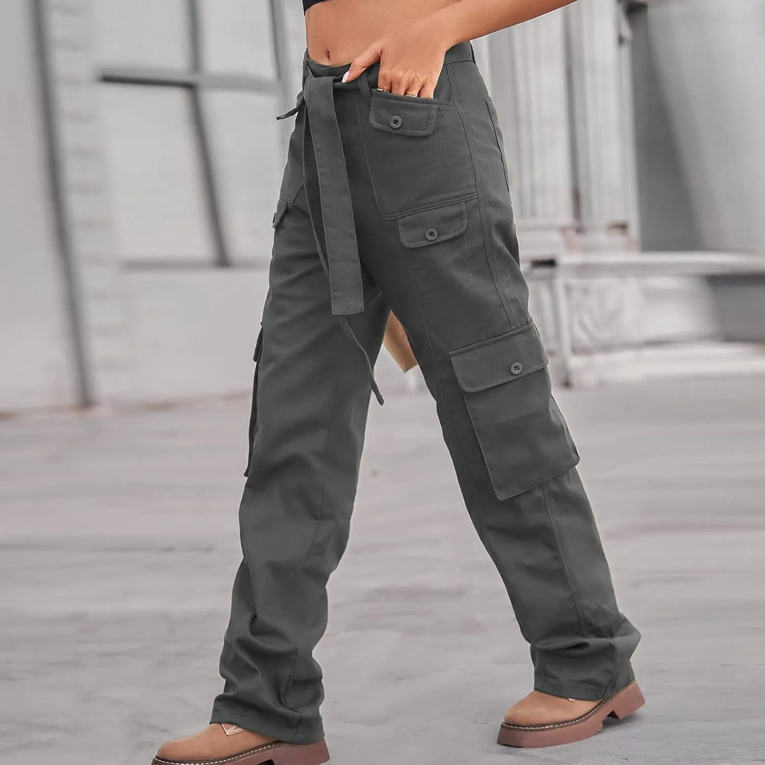 Outdoor Cargo Jeans Women's Relax Fit Casual Straight Leg Cargo Pants High Waisted Military Pockets Work Trouser
