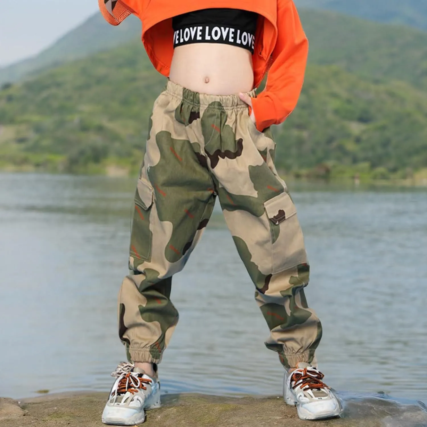 Rolanko Girls Cargo Pants for Kids Loose Streetwear Hip Hop Dance Cotton Cargo Jogger Pants for Kids 4-15 Years