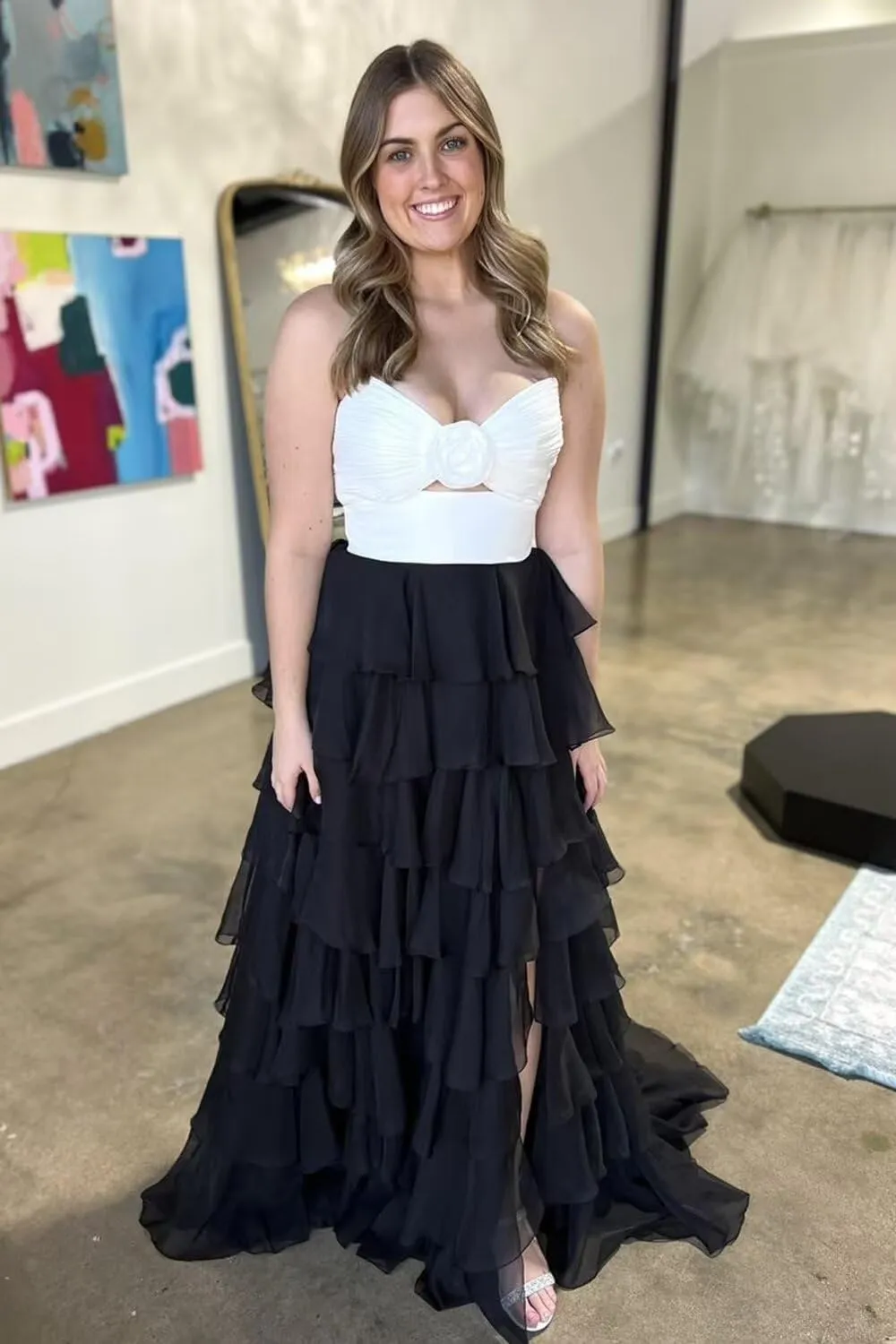 Tiered Chiffon Prom Dress Strapless Formal Dress 3D Flower Keyhole Evening Party Gowns with Slit