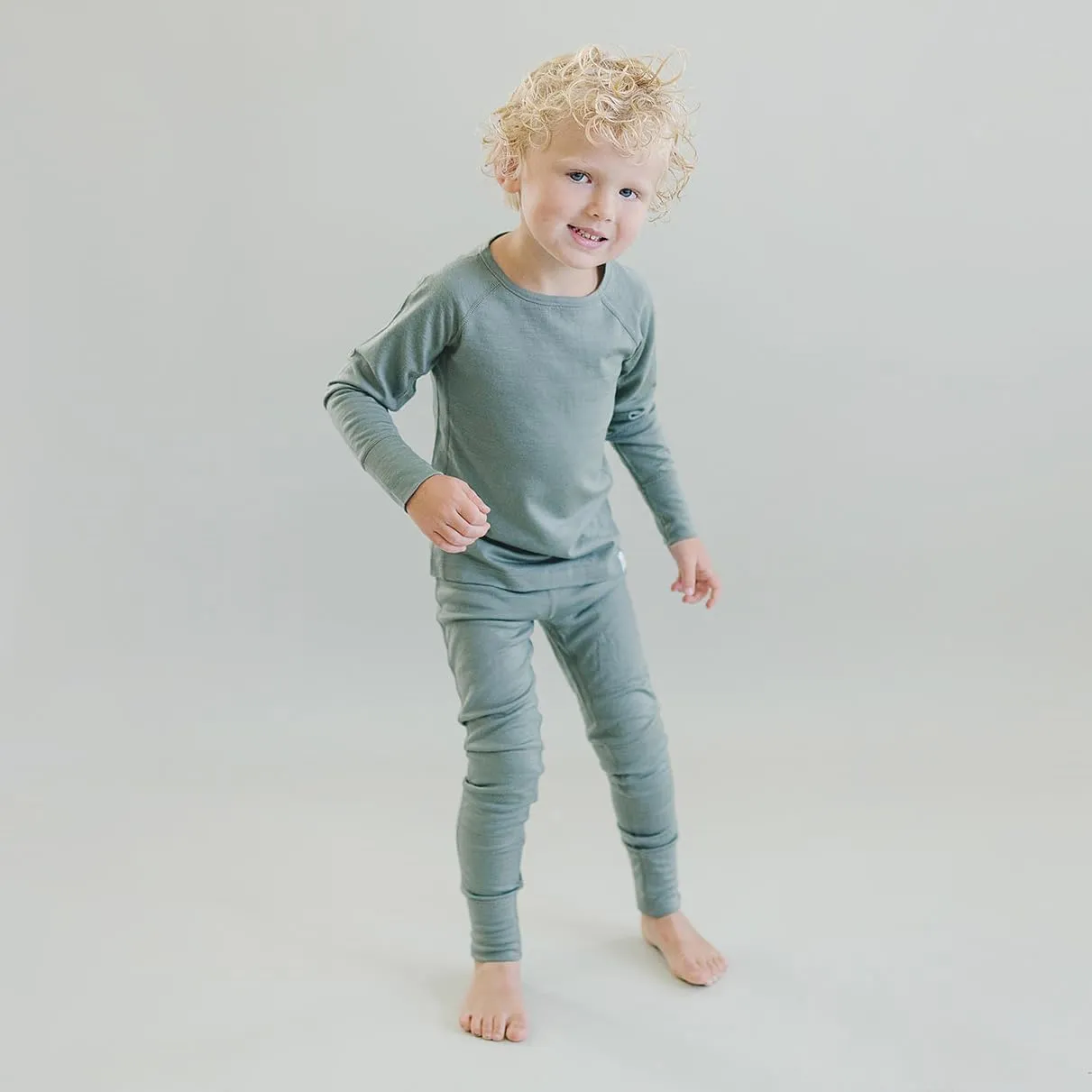 Woolino Merino Wool Base Layer for Kids - Super Soft Kids Long Sleeve Thermal Top - All Natural Base Layer Shirt