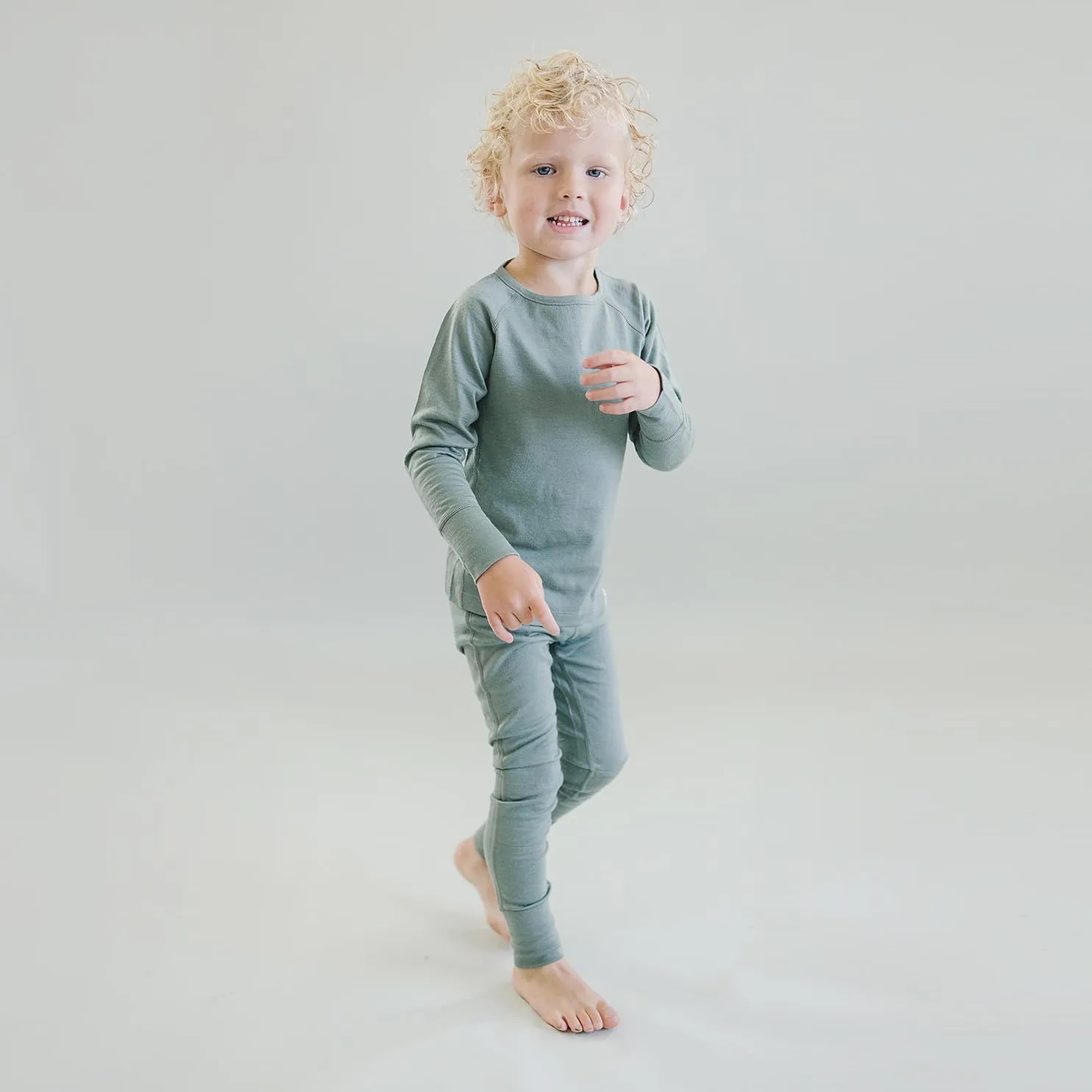 Woolino Merino Wool Base Layer for Kids - Super Soft Kids Long Sleeve Thermal Top - All Natural Base Layer Shirt